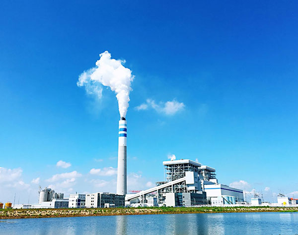 黄海新区,黄海新区内要素配套齐全,港城建设初具规模，医院、学校、商场、酒店、后勤基地等配套日臻完善